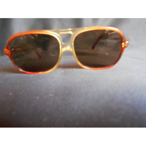 Ancienne Lunettes Solaires Armor Pour Femme