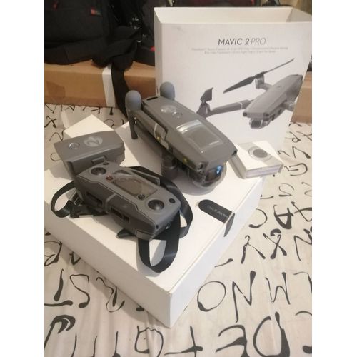 Drone Dji Mavic 2 Pro  Moins D'une Heure De Vol.  Cheter 1999 € Vendu Avec Deux Batterie + 2 Filtre Nd +6 Hélices  Tout Dans Sa Boîte D'origine-Dji Mavic 2 Pro