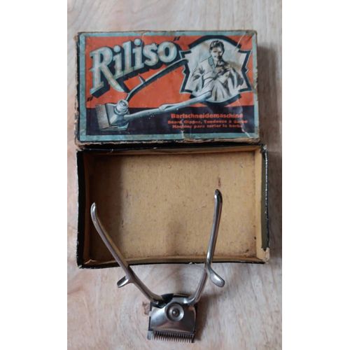 Ancienne Tondeuse À Barbe - Riliso