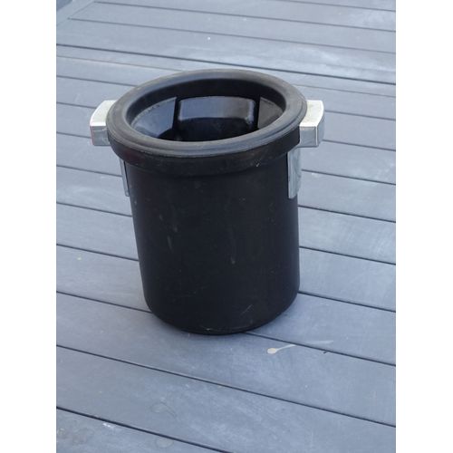 Raffraîchisseur À Bouteille Valira Avec Accumulateur Vintage Année 1972 Noir