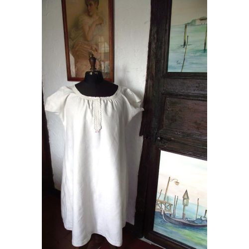 Chemise De Nuit Ancienne En Lin Encolure Et Bords De Manches Brodés Festonnés Main .