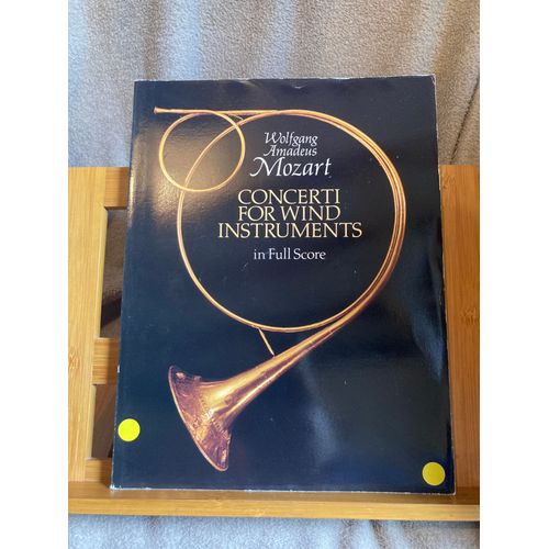 W. A. Mozart Concertos Pour Vents Partition D'orchestre Éditions Dover