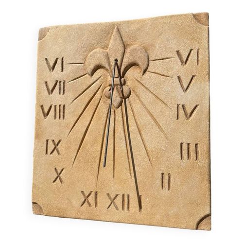 Cadran solaire en pierre naturelle beige