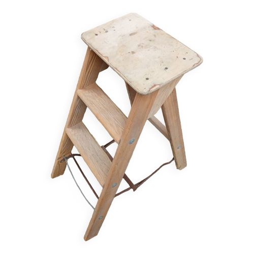 Escabeau ancien en bois bois