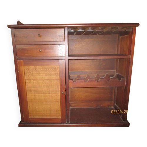 Bar Exotique Et Tabourets En Fer Forg Marron