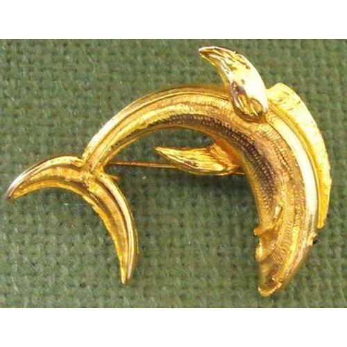 Broche Dorée Forme Requin