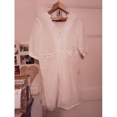 Robe Blanche Légèrement Translucide 40 L Desigual.
