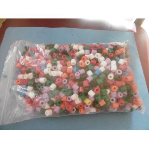 Sachet 500grs Perles Cylindriques Plastiques Opaques Couleurs Assorties 9mm Playjeux 23515