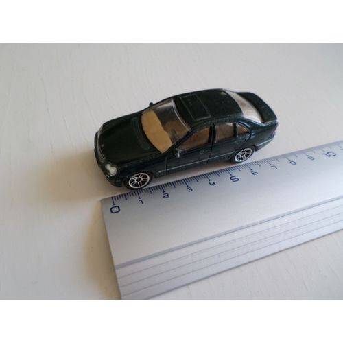 Mercedes Berline Modele C Class Vert Fonce-Realtoy