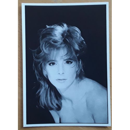 Carte Postale De Mylène Farmer Photographiée Par Christophe Mourthe