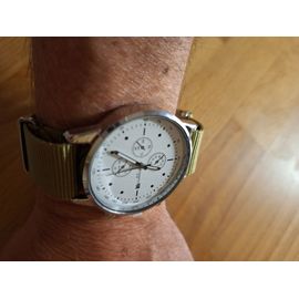 Montre Style Chronographe À Quartz