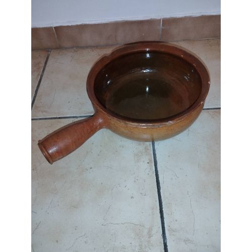 Poêlon En Terre Cuite
