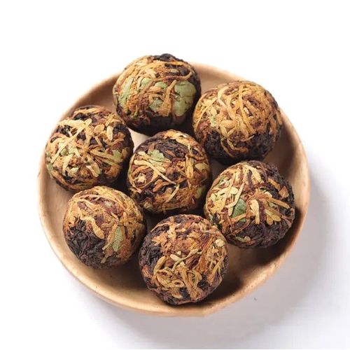 Boules de Thé Noir au Chèvrefeuille