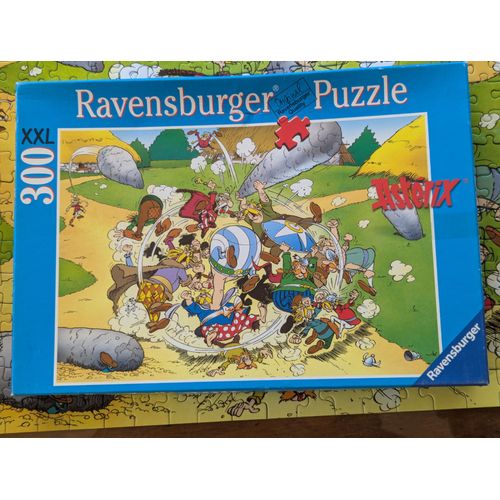 Puzzle Astérix Ravensburger 300 Pièces La Folle Bagarre 2005