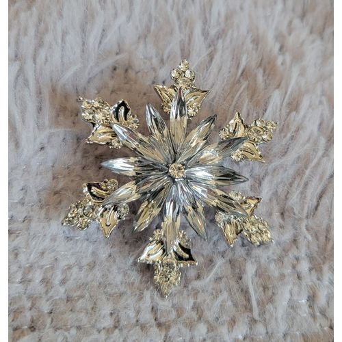 Broche Flocon De Neige Strass !