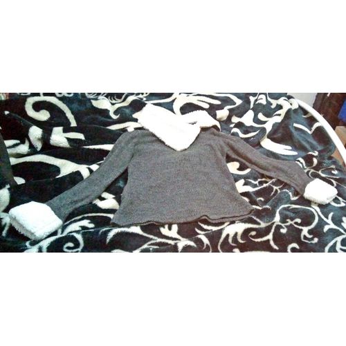 Pull Col Fourrure Taille 11 Ans -12 Ans ..