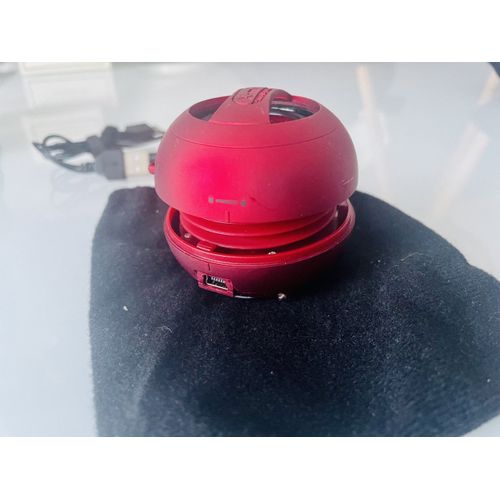 Xmini capqsule speakers model XAM4