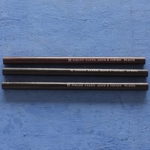 3 Crayons Anciens Johann Faber Non Taillés