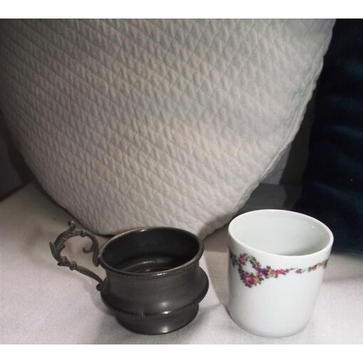Lot De 6 Tasses En Porcelaine Avec Support En étain Peltro Puro 95 - Vintage, Occasion
