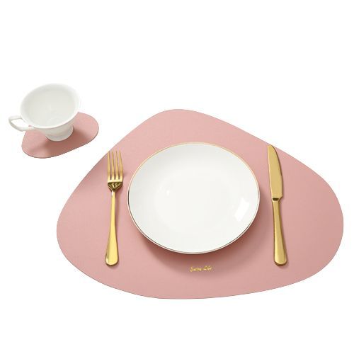 Ensemble De Dessous De Verre Et Dessous De Verre En Cuir Irrégulier Rose
