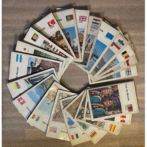 21 - Revues Mensuelles De Tour Du Monde -21 -Pays Diffrents- -Annes 1966/68- 21-Revues- Presque Toutes Les Revues Sont Protges Par Une Enveloppe Cellophane-