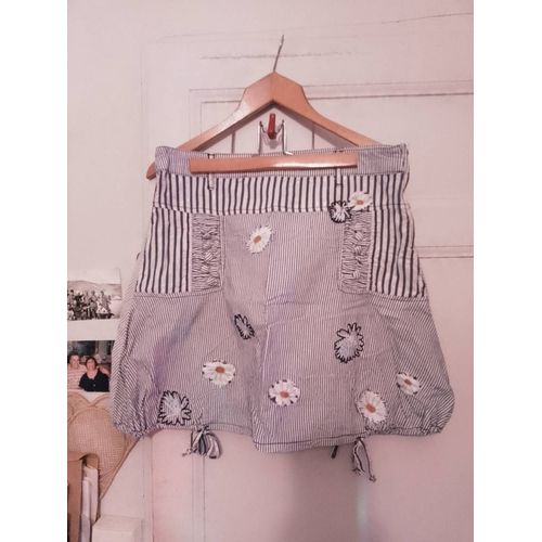 Jupe Rayeée Blanche/ Marine 40 L Desigual.