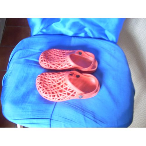 Crocs Plastique 33