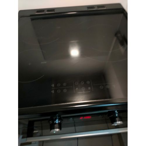 Vends cuisinière Beko