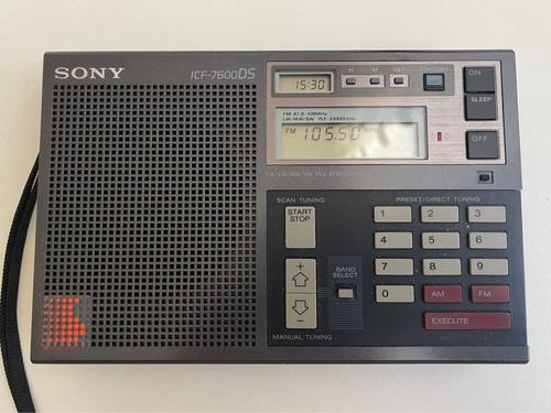 Vintage Radio sony ICF -7600D