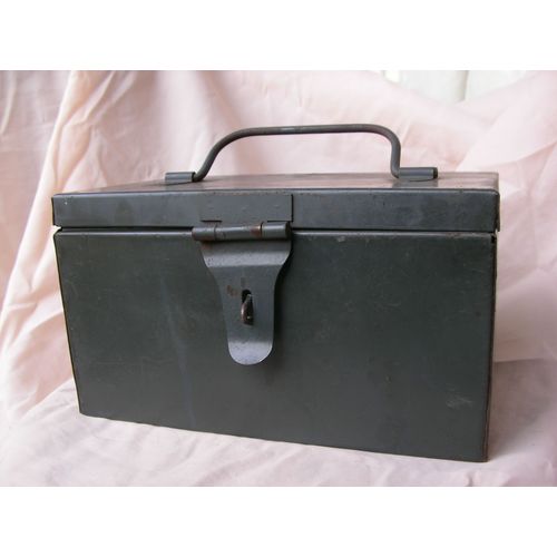 Ww1/2:Postwar Caisse En Métal Peinte Coloris Type Feldgrau 12*15*22 Cm Type Militaire A Identifier