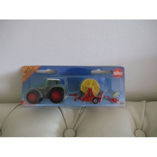 Tracteur Avec Pompe D'irrigation (1677) - Miniature En Métal Siku (1:55)