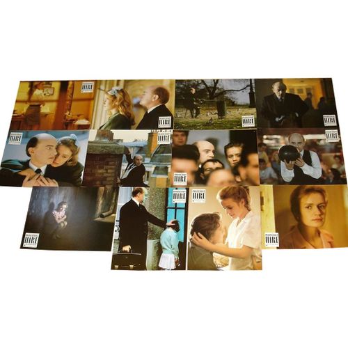 Monsieur Hire : Jeu De 12 Photos D'exploitation Cinématographique - Format 21x27 Cm - De Patrice Leconte Avec Michel Blanc, Sandrine Bonnaire, Luc Thuillier, André Wilms, Cristiana Reali - 1989