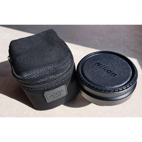 NIKON FISHEYE CONVERTER FC-E8 0.21x + Etui SIGMA de protection