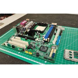 Carte mère MICRO ATX MSI MS-7168 VER:1.C SOCKET 939