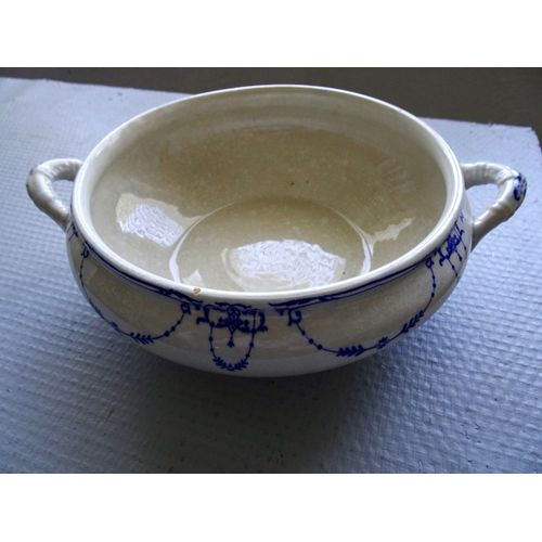 Bas Ancienne Soupière De La Manufacture Kg Lunéville, Modèle Moustiers N°5
