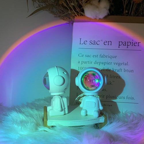 Projecteur De Coucher De Soleil Robot Led, Lampe D'astronaute Arc-En-Ciel, Veilleuse De Table De Chambre À Coucher, Rechargeable Par Usb, Décoration De Maison, Éclairage