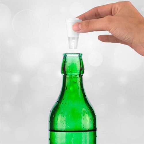 Bouchon Led Pour Bouteille Lumineux * Matière : Plastique Résistant * Dimensions : 2,2 X 4,5 X 2,2 * Compatible Avec Des Bouteill...