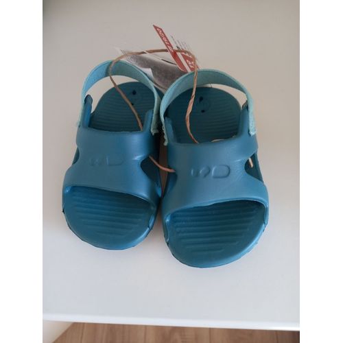 Petites Sandales Marque Décathlon Taille 19-20