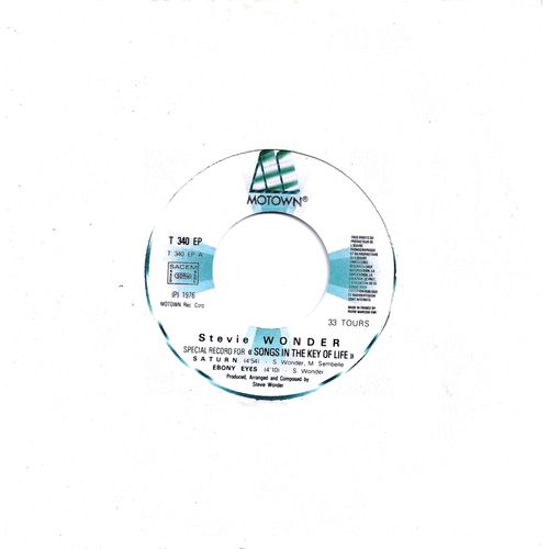 Stevie Wonder : Special Record For "Songs In The Key Of Life" Saturn 4'54 - Ebony Eyes 4'10 / All Day Sucker 5'06 - Easy Goin' Evening (My Mama's Call) 3'58 (17cm)