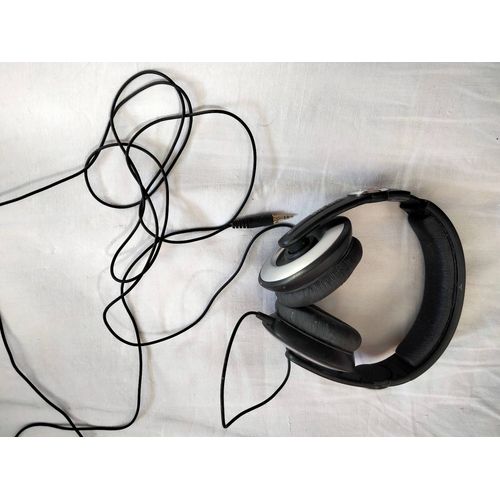 SENNHEISER HD 205 casque filaire HEADPHONE MEGA BASS stéréo.