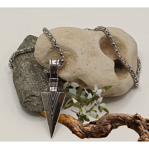 Collier En Acier Avec Pendentif Couleur Argent