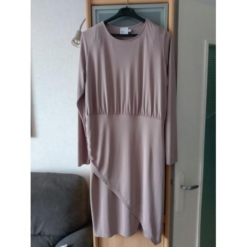 Robe Neuve Taille 52 Asos Curve