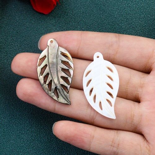 Breloques En Forme De Feuille De Camée, En Nacre Noire Et Blanche, Pendentif En Plume, Pour Collier, Boucles D'oreilles, Bijoux, Diy, 1 Pièce