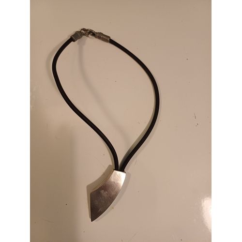 Vends Pendentif "La Tribu Rigaux "