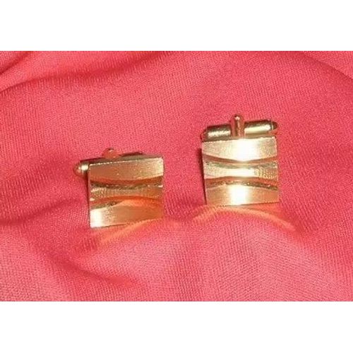 1 Paire De ( Boutons De Manchette ) En Plaqué Or, Forme Carré, Années 1960/1970