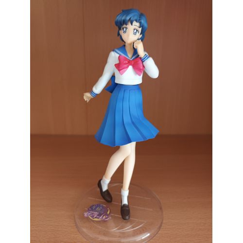 Figurine Sailor Moon Ami Mizuno World Uniform (Megahouse)