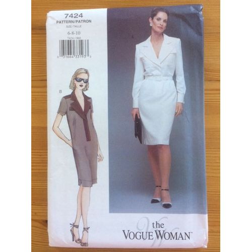 Patron Vogue 7424 - Robe Droite
