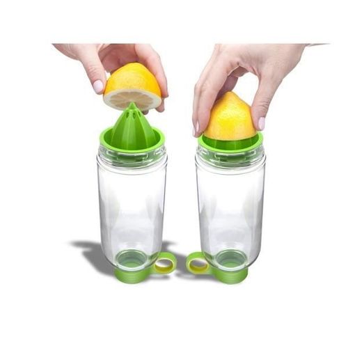 La bouteille presse jus facile pour agrumes orange deco maison ustensile cuisine