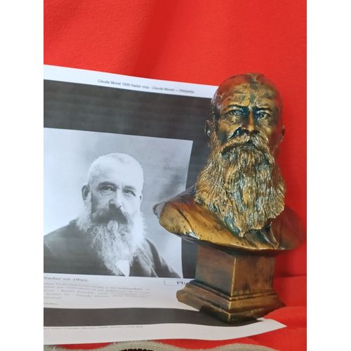 Buste De Claude Monnet