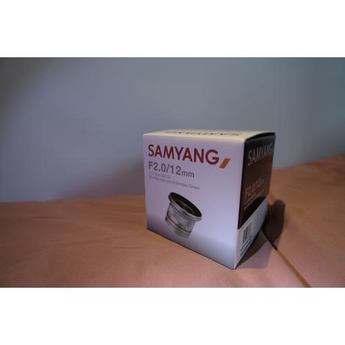 Samyang Objectif 12mm F2 NCS CS Noir Sony E